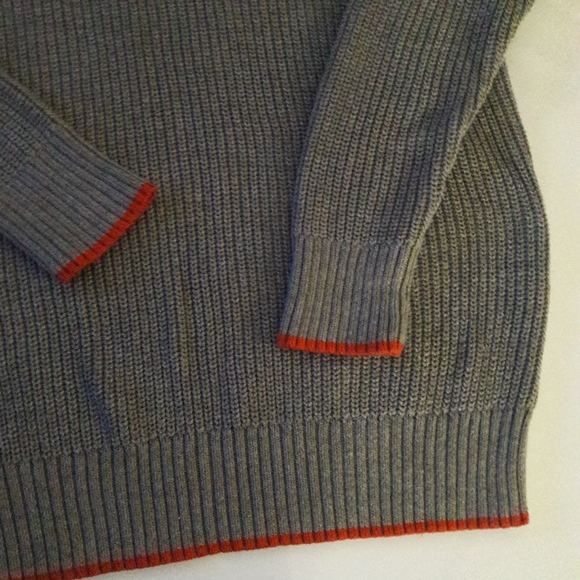 Torrid GREY RIB & BLOOD ORANGE TRIM PULLOVER SWEATER Sz 2 - Picture 2 of 7